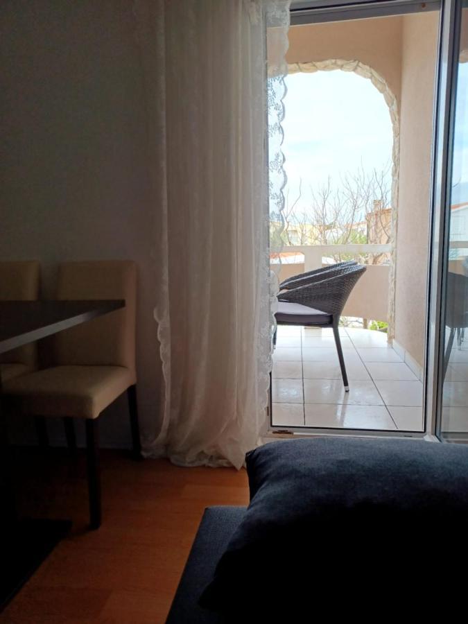 Doana Apartment *